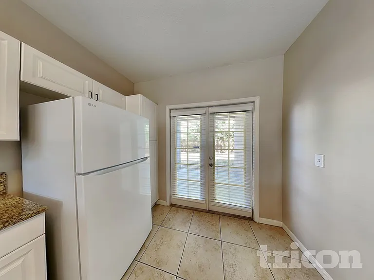 3625 W 16th St — Photo 5