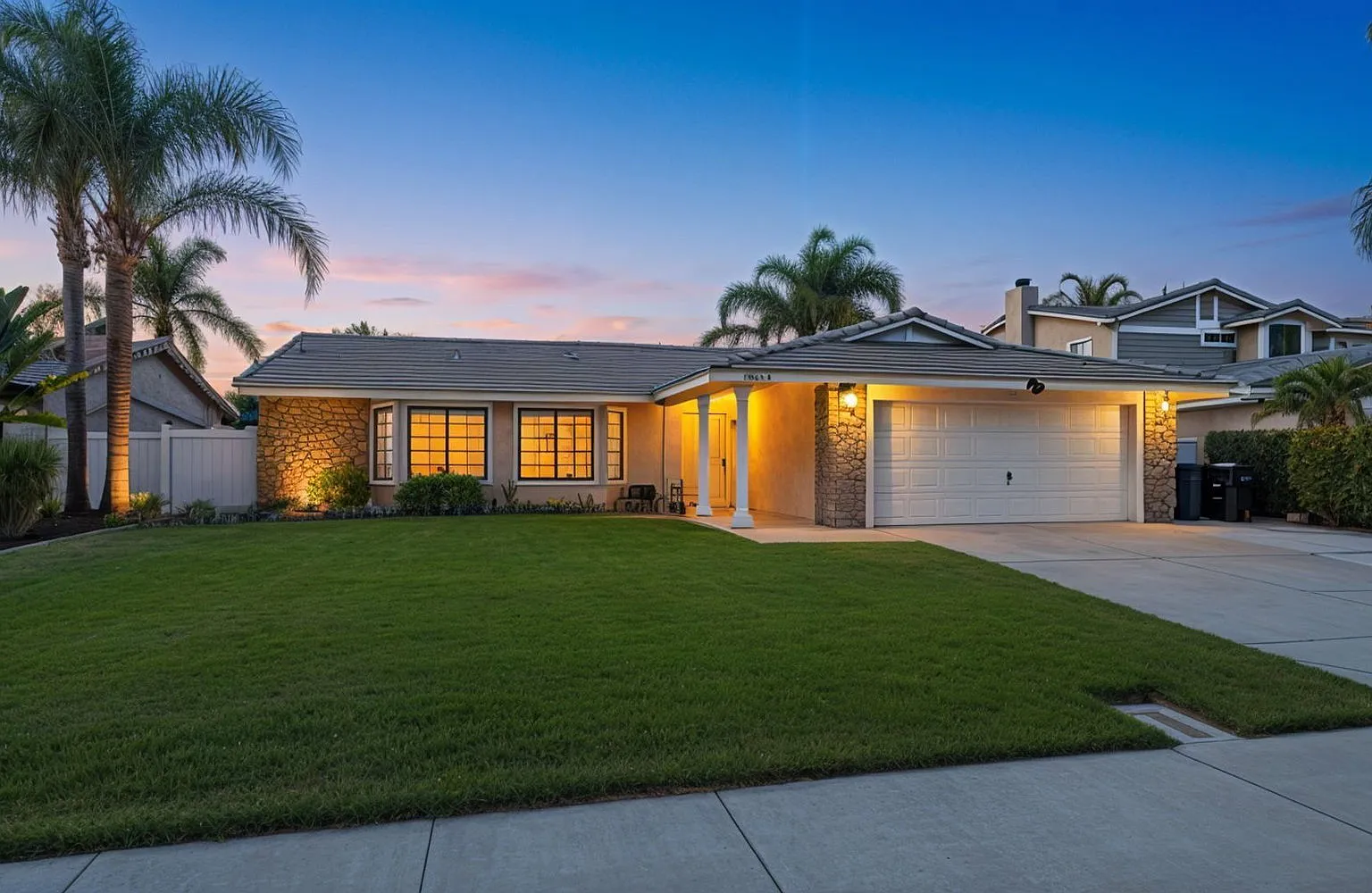 4 bed, 2.0 bath, 1417 sqft, $3,300 — Photo 1