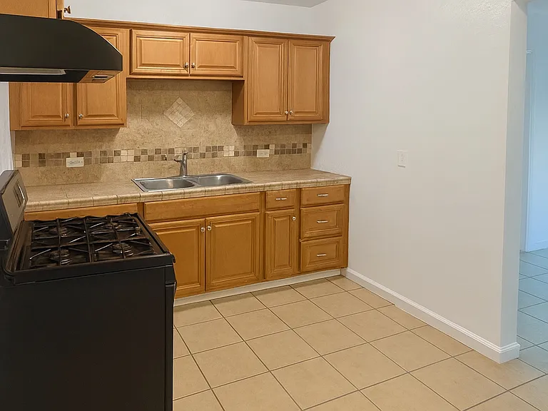 1722-24 National Ave #1/2 — Photo 7