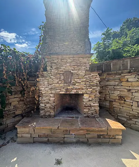335 N Peachtree Ave #3COMMERCIAL — Photo 6