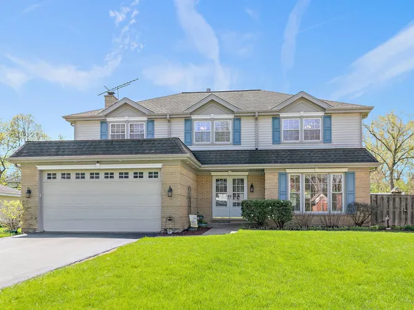 1363 W Saint James Ct, Palatine, IL 60067