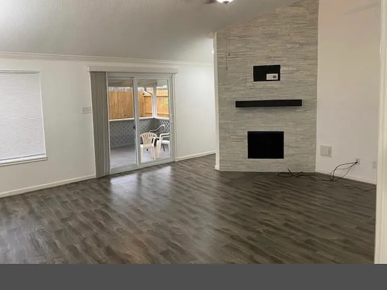4347 Hawk Meadow Dr — Photo 10