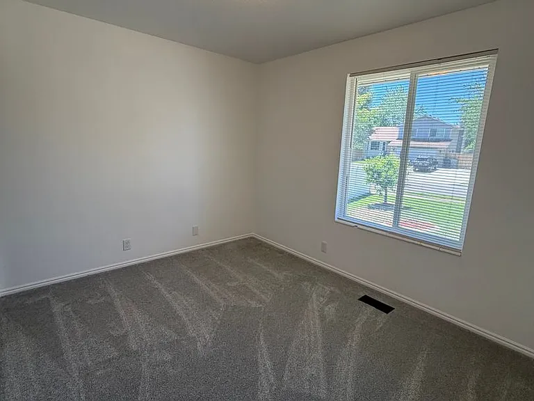 3924 W Dunkeld St — Photo 26