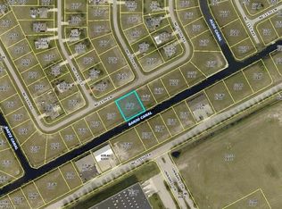 1926 NE 12th Ln, Cape Coral, FL 33909