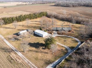 4425 Douglas Rd, Millstadt, IL 62260