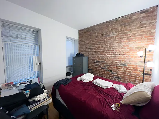 Rented by Denise Rosenblum, LREB | media 19