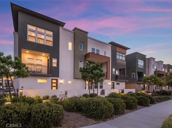 27554 Sparrow Ct, Valencia, CA 91355