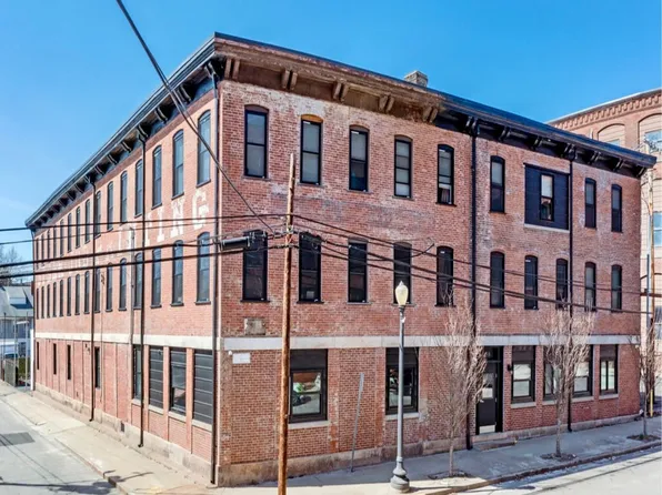 548 Roosevelt Avenue, 548 Roosevelt Ave Unit 6, Central Falls, RI 02863