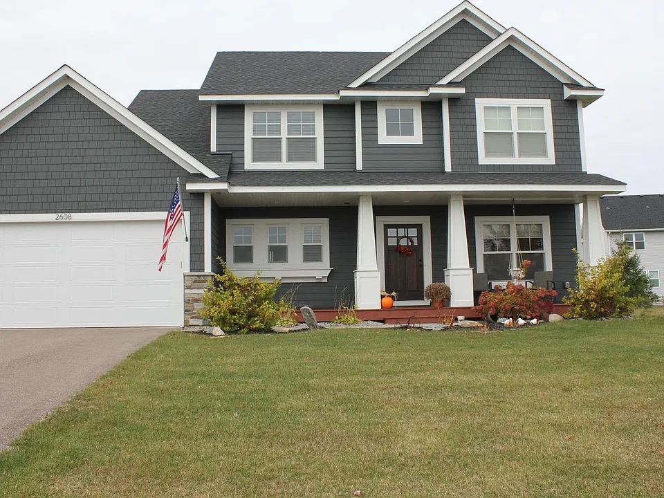 2608 Isabelle Dr