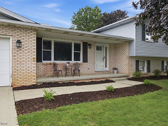 4th image of 1046 Foxmoor Ln