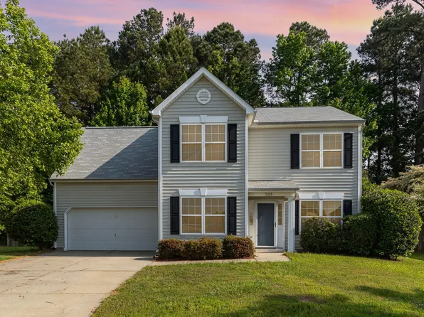 203 Downing Bluff Dr, Morrisville, NC 27560