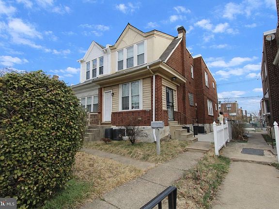 2nd image of 2311 Rhawn St