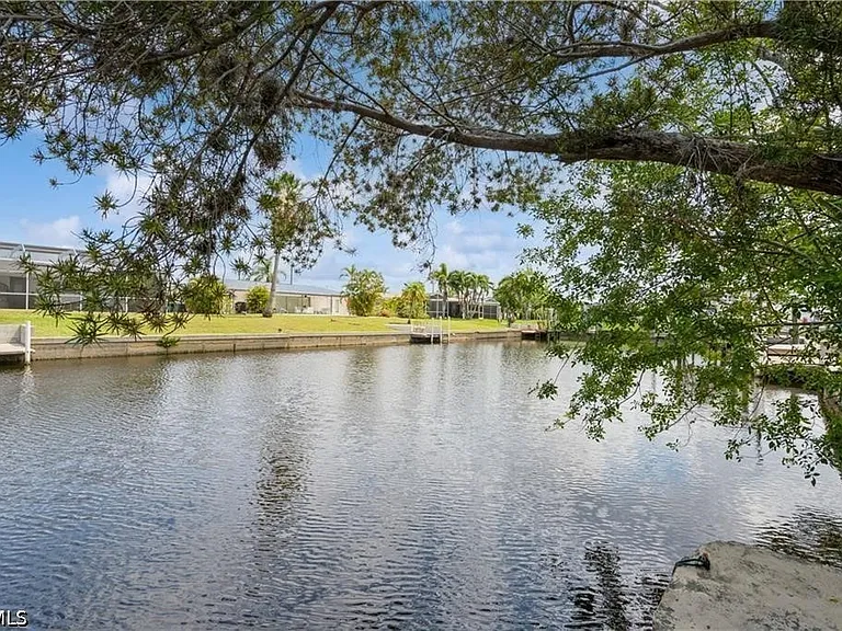 1453 Venetian Ct — Photo 10