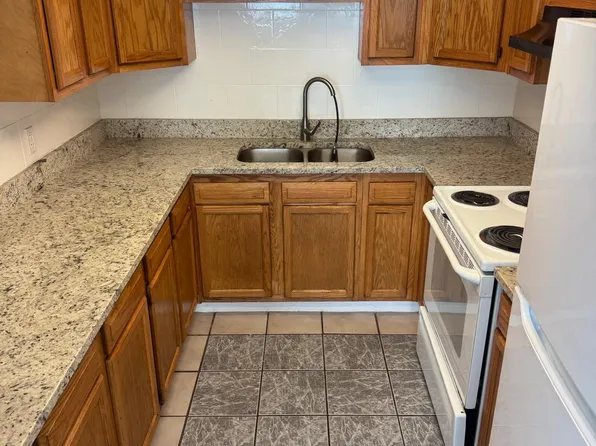 5630 Charles St, New Port Richey, FL 34652