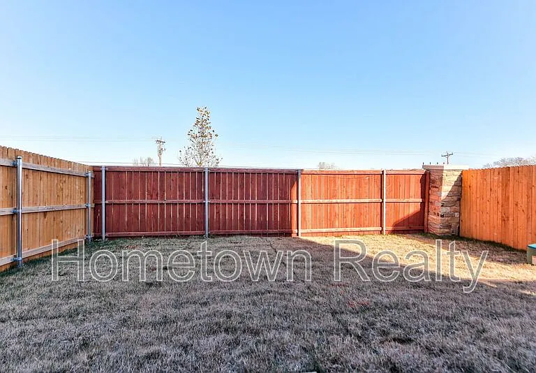 3303 NW 149th St — Photo 34