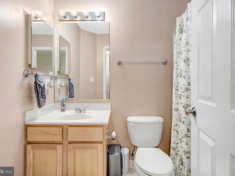 8628 Ellesmere Way — Photo 31