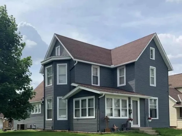352 N Wiley St, Crestline, OH 44827