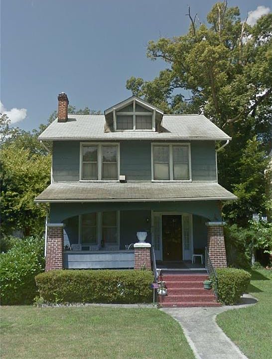 2nd image of 3104 Barton Ave