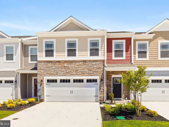 32085 Sand Bank Ln, Millville, DE 19967