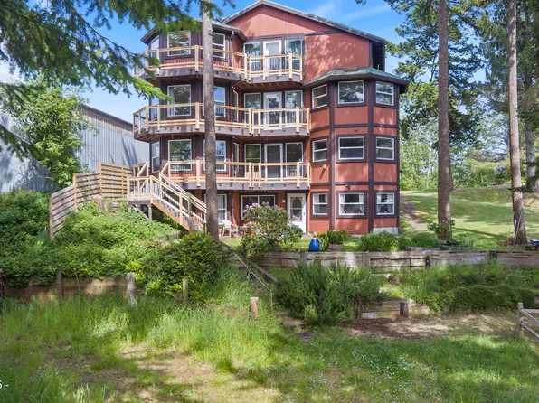 34700 Hill St, Pacific City, OR 97135