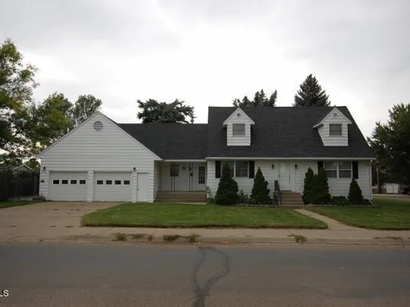 1205 9th Ave SW, Sidney, MT 59270