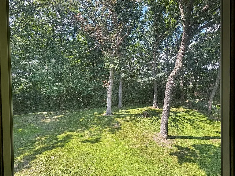 5674 Arthur St NE — Photo 9