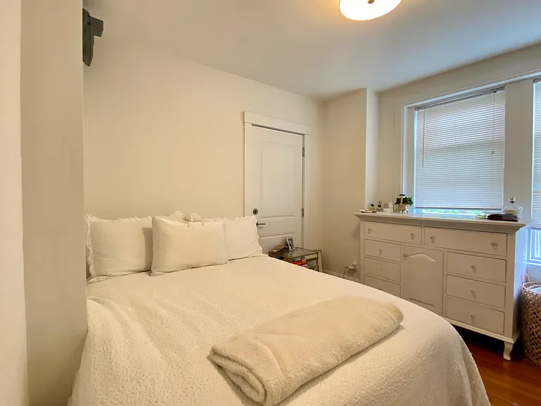 83 Harvard St #29 — Photo 11