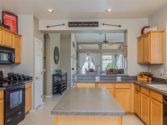 5th image of 1370 W Armstrong Way