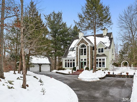 3rd image of 9 Obtuse Rocks Rd