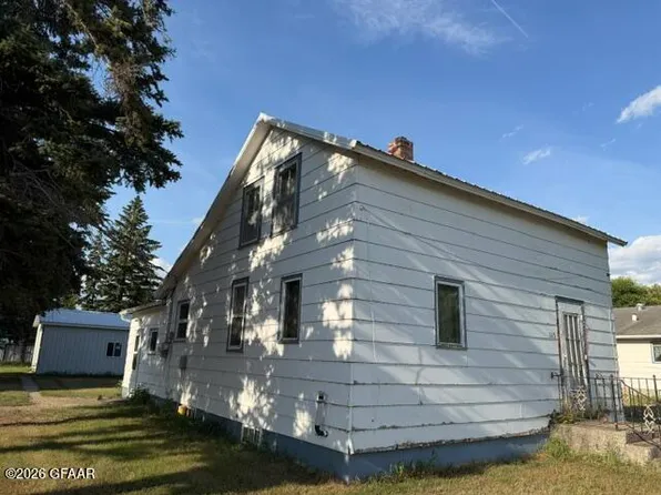 115 2nd Ave W, Fordville, ND 58231