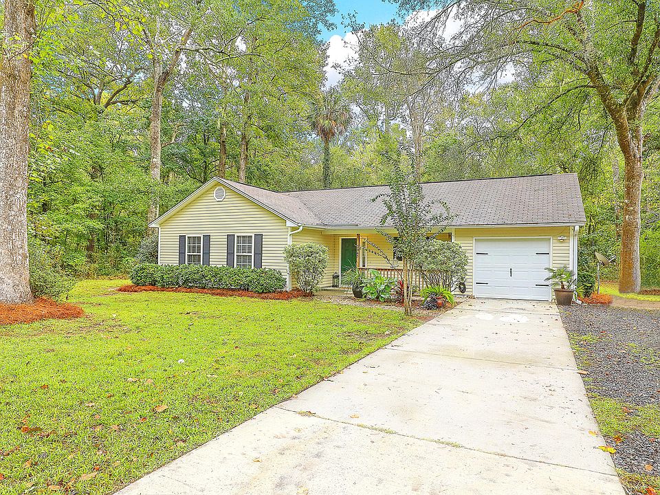 1st image of 3445 Walter Dr
