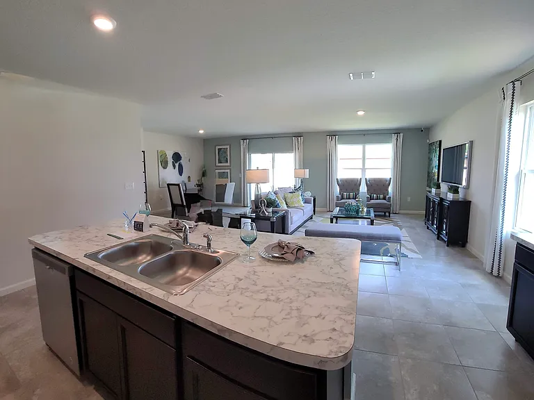 341 SW Ridgecrest Dr — Photo 5