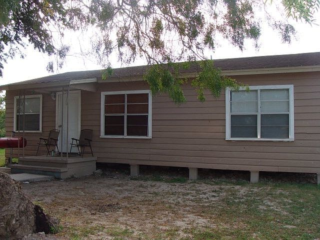 1st image of 67 East Dr