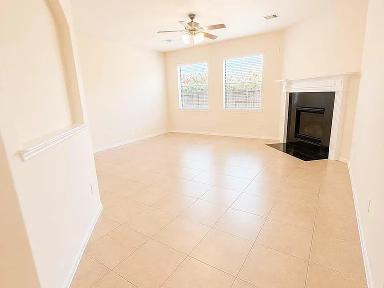 11715 Pureli Ct — Photo 14