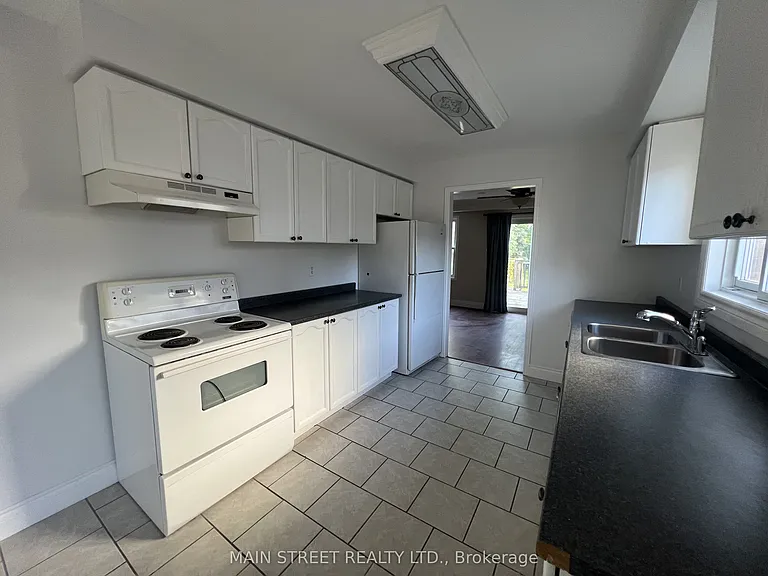 14 Ailsa Dr — Photo 18