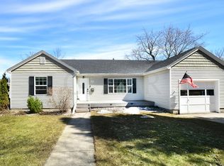 1513 Oak St, Grand Forks, ND 58201