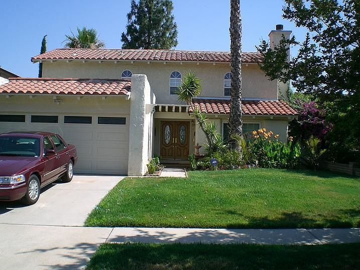 1st image of 19946 Cantara St