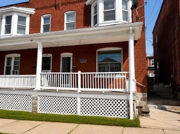 1006 Cherokee St, Fountain Hill, PA 18015