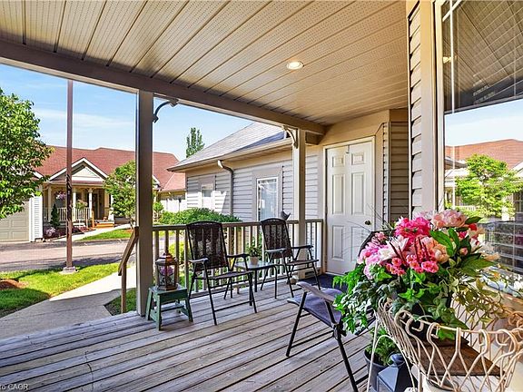 3rd image of 50 Midland Dr #8