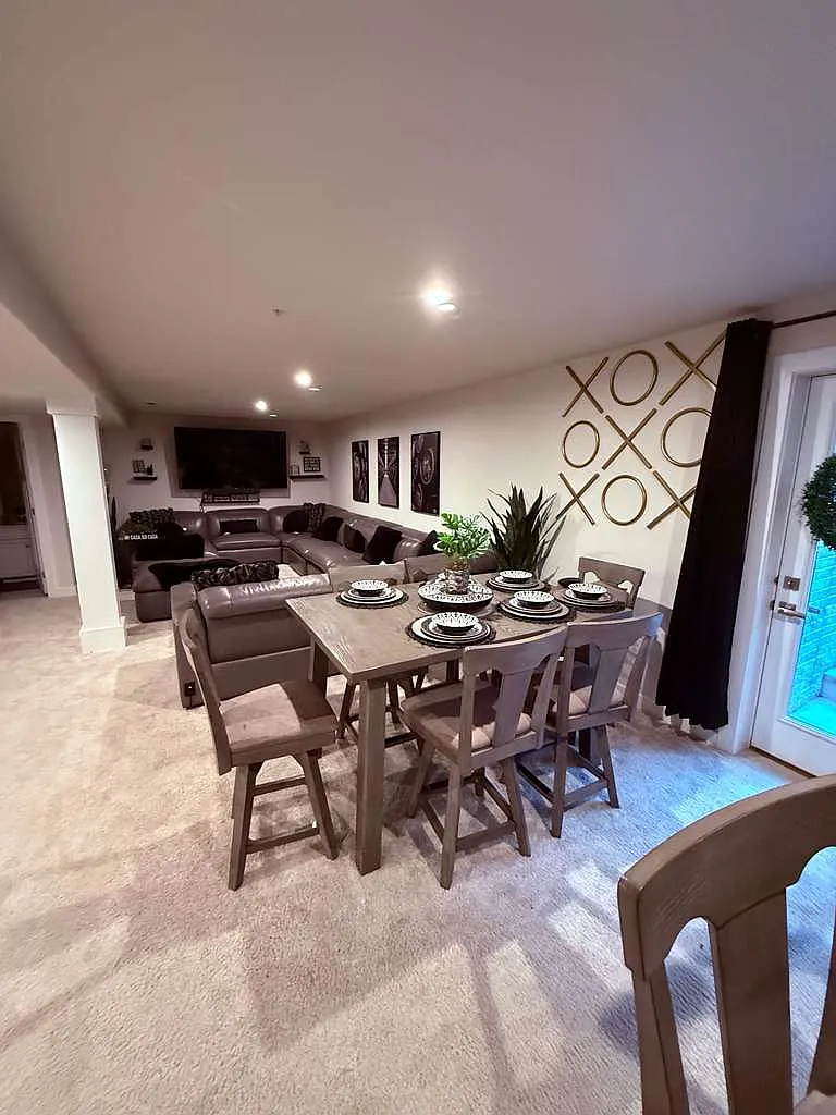 1 bed, $2,000 — Photo 4