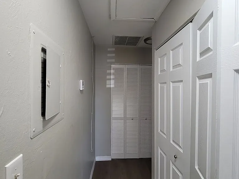 1904 Santa Barbara Blvd #4 — Photo 7