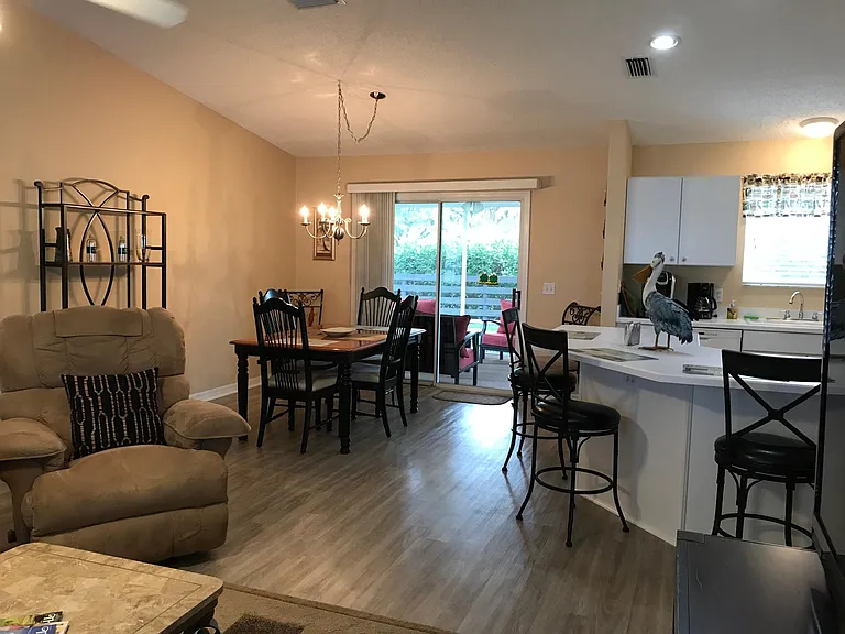 2527 Privada Dr — Photo 6