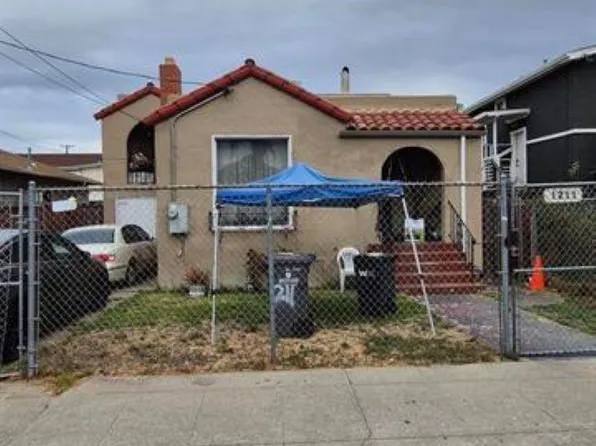 1211 96th Ave, Oakland, CA 94603