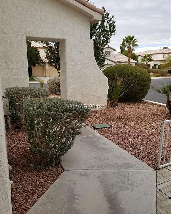 1st image of 7308 Bosky Springs St