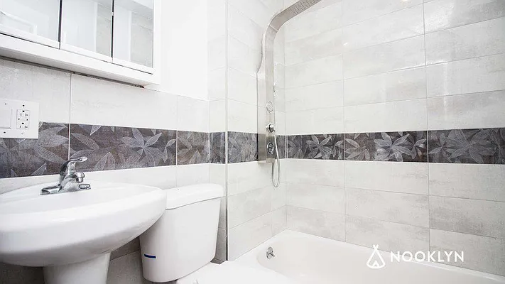 Rented by Nooklyn NYC LLC | media 25