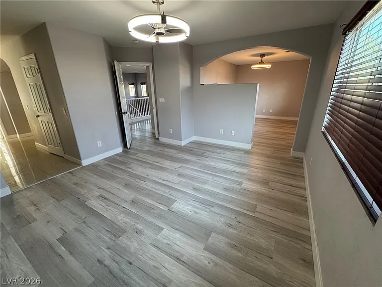 9505 Perennial View Ave — Photo 19