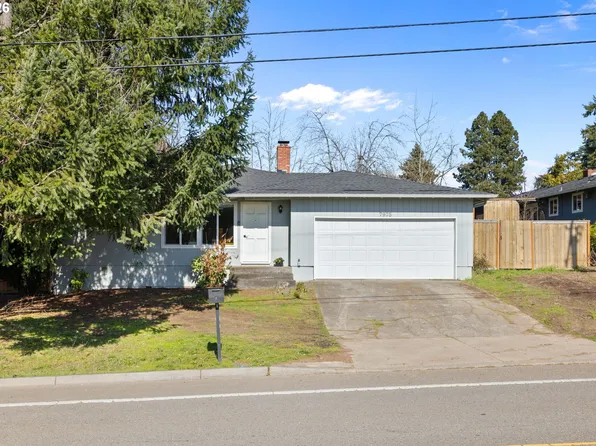 7975 SE Roots Rd, Milwaukie, OR 97267