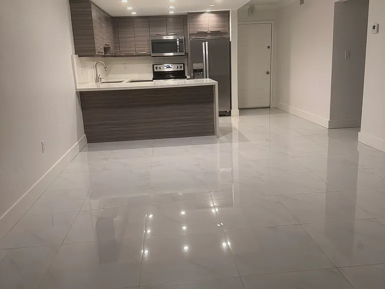 6940 Miami Gardens Dr #1-126 — Photo 5