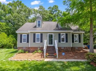 3325 Gatcombe Pl, Raleigh, NC 27604