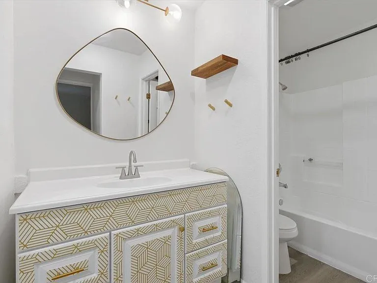 7980 Mission Center Ct #F — Photo 8